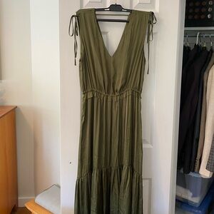 Banana Republic silky high low dress